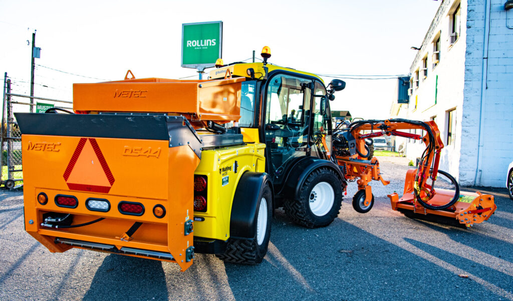 Multihog MXC 130 with front mount mower