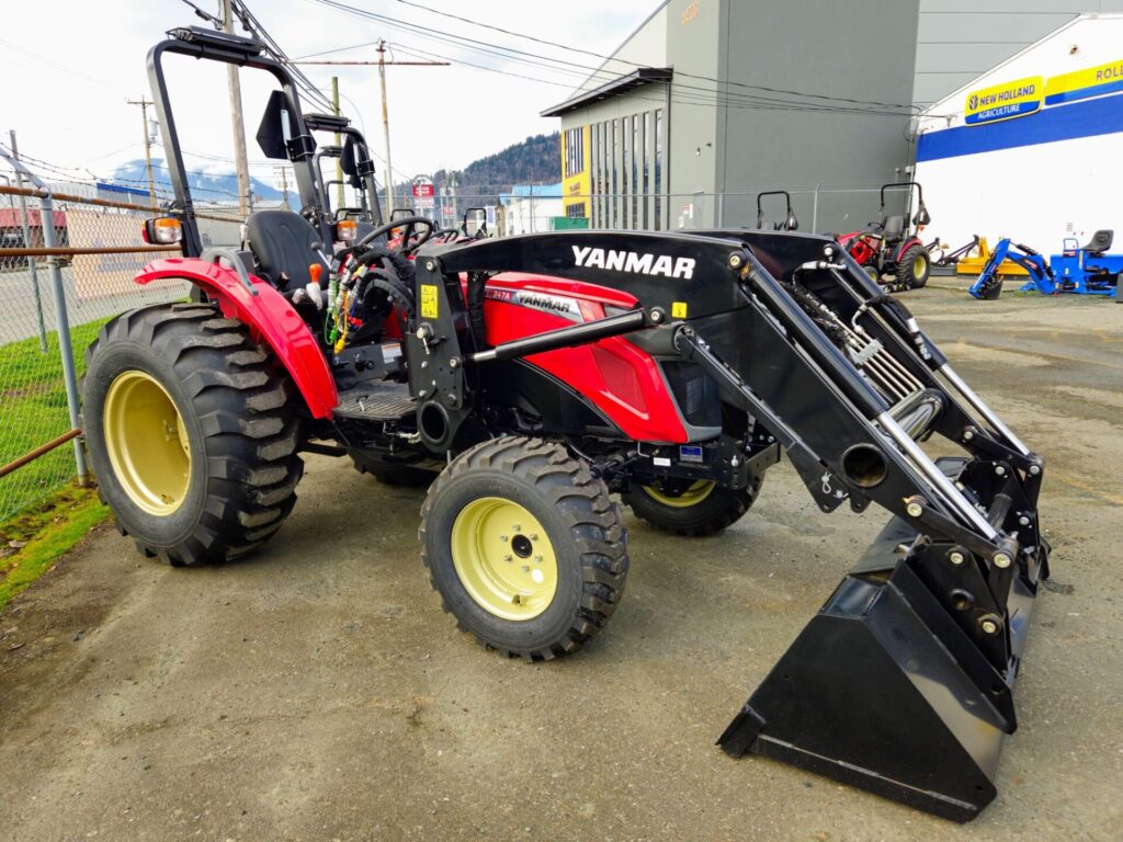Right side of Yanmar YM347A tractor