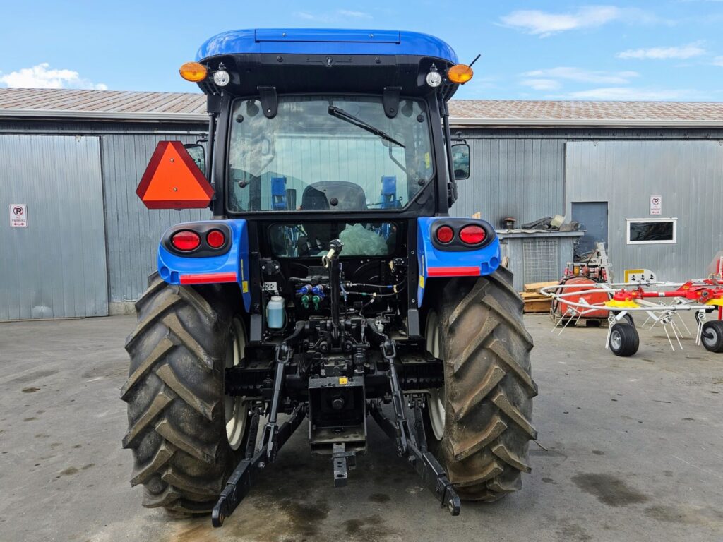 Rear of New Holland Workmaster 105