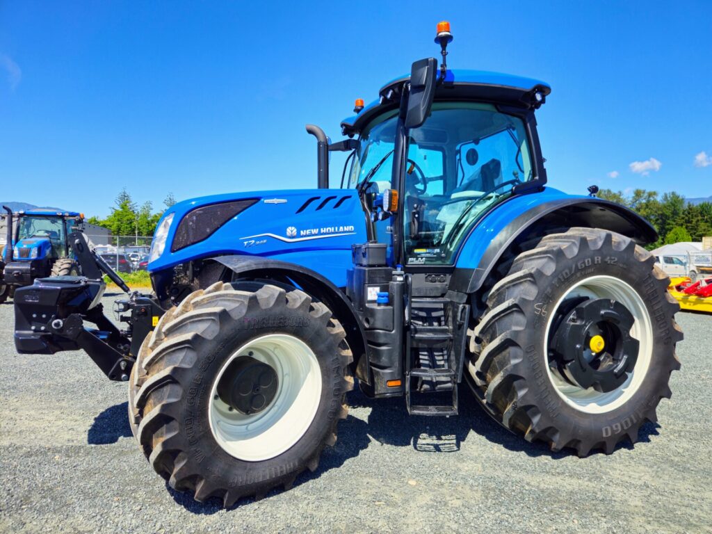 Front Left of New Holland T7.245 Tractor