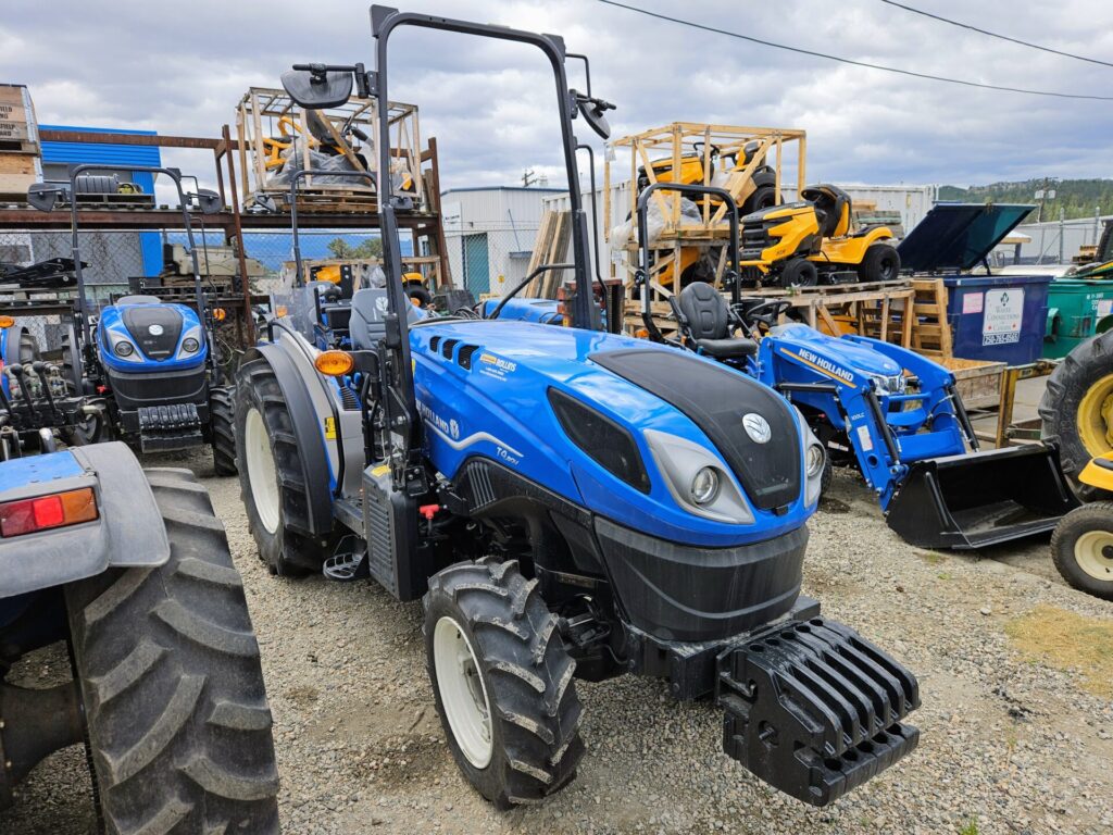 Front Right of New Holland T4.80V