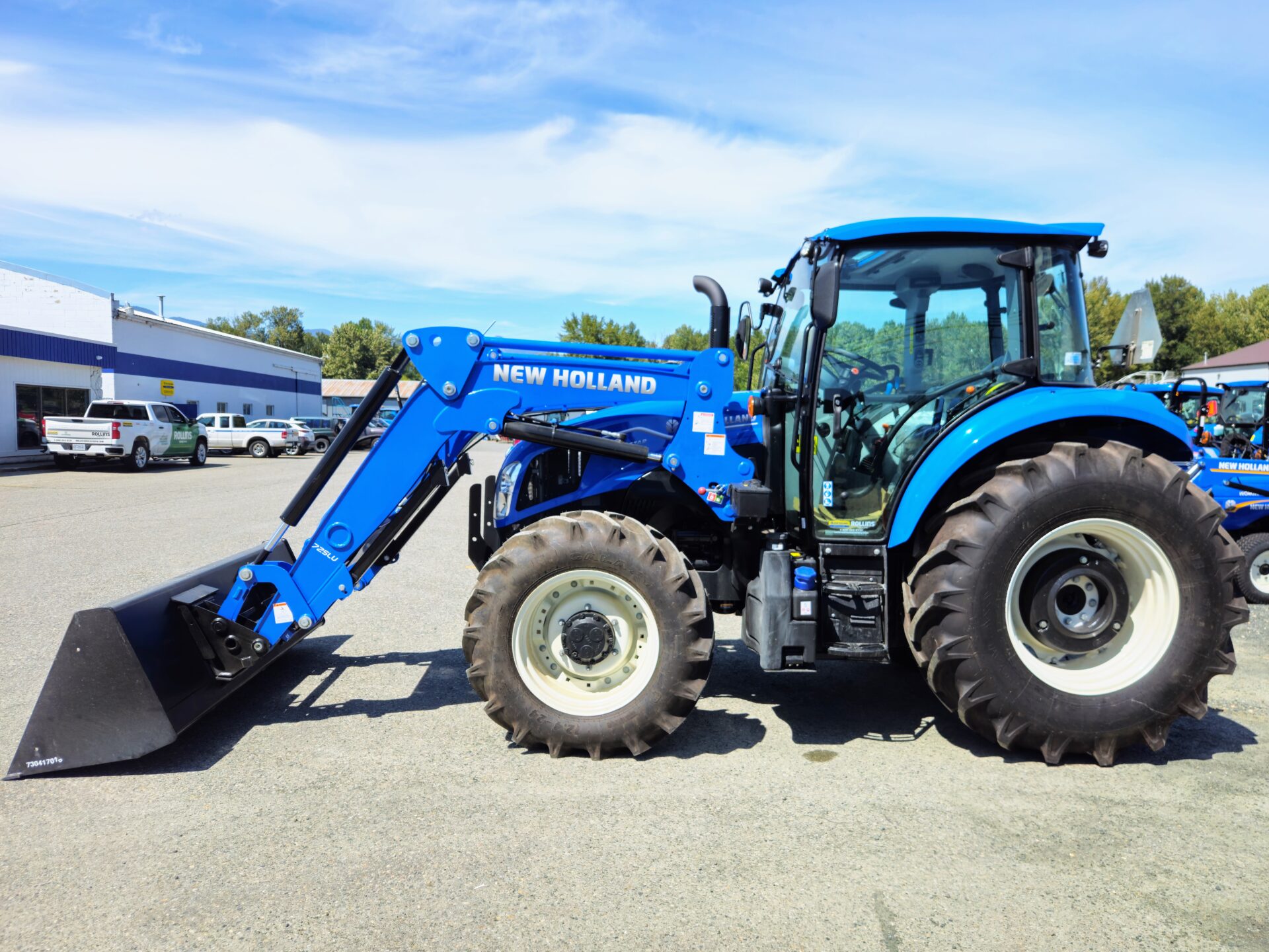 Left of New Holland Powerstar 90