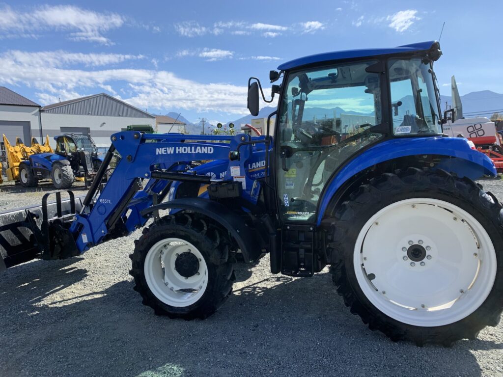 Left side of New Holland Powerstar 75