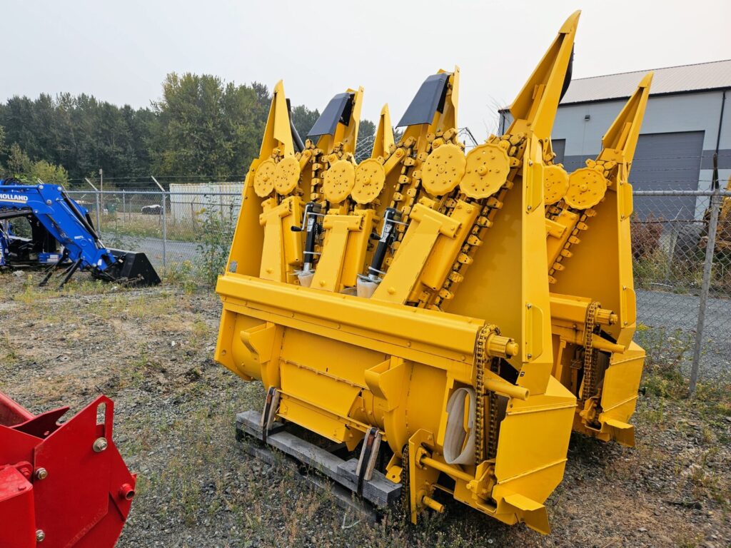 Front Side of New Holland 3PN Corn Head