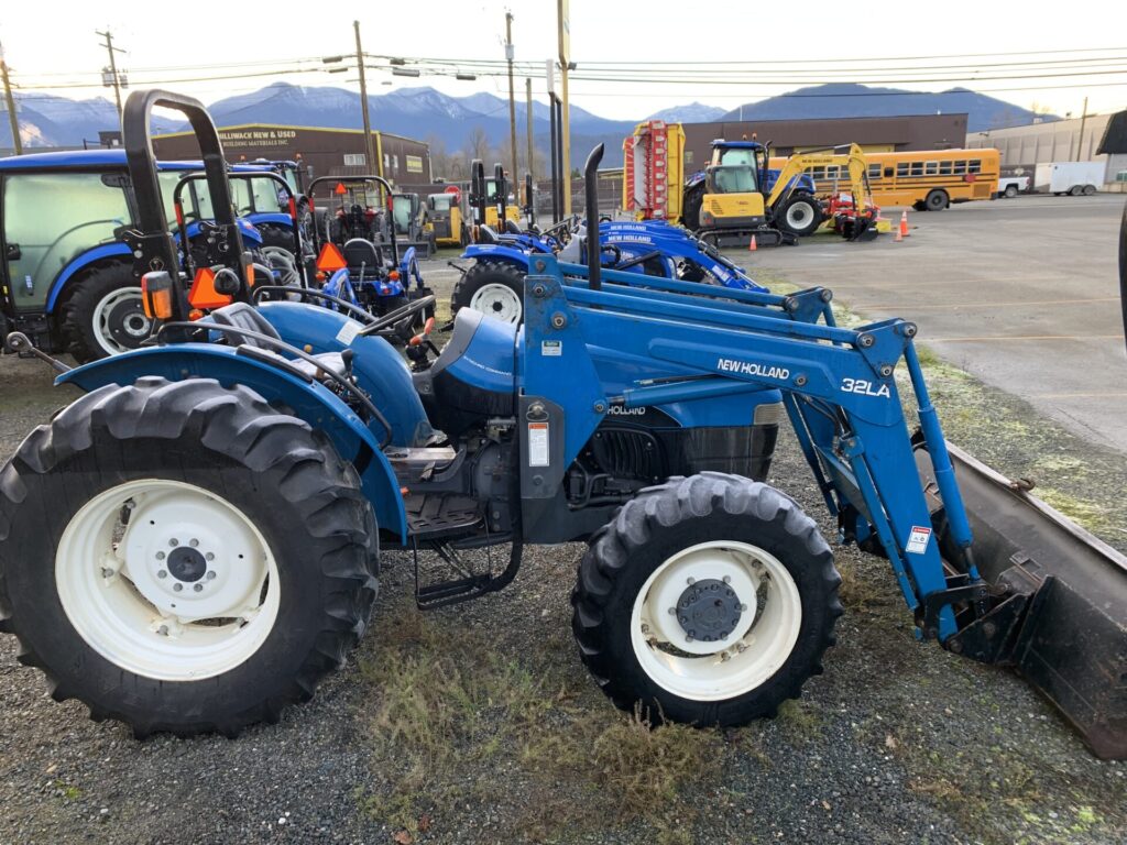 Right Side of New Holland TN75