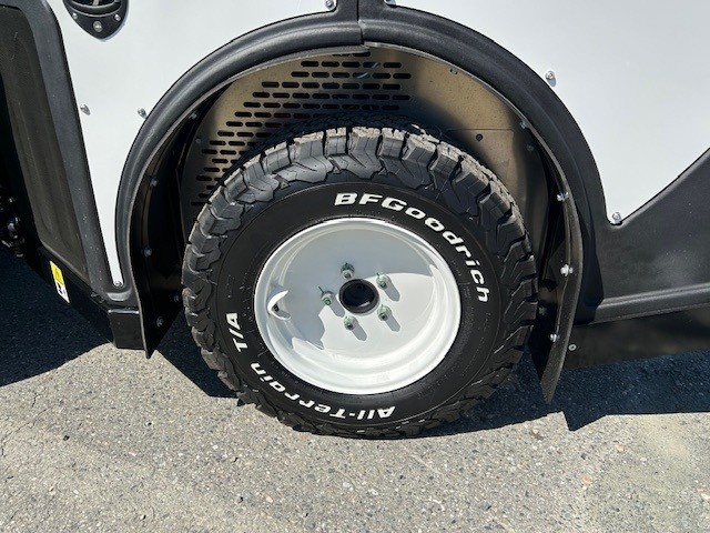 Rear Tires of Multihog CV350