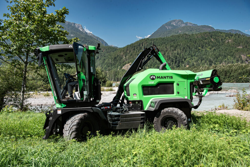 Mantis Mower by Mountains