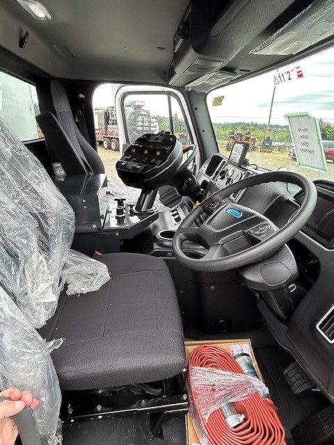 Inside of Bucher E35M