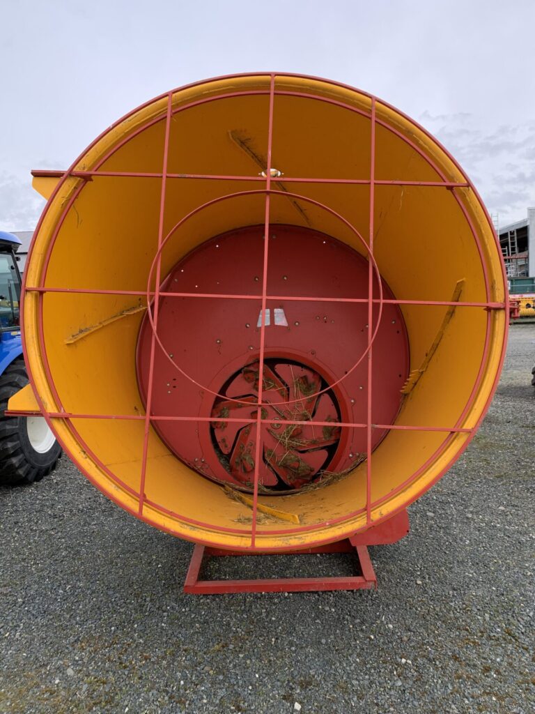 Front of Teagle Tomahawk