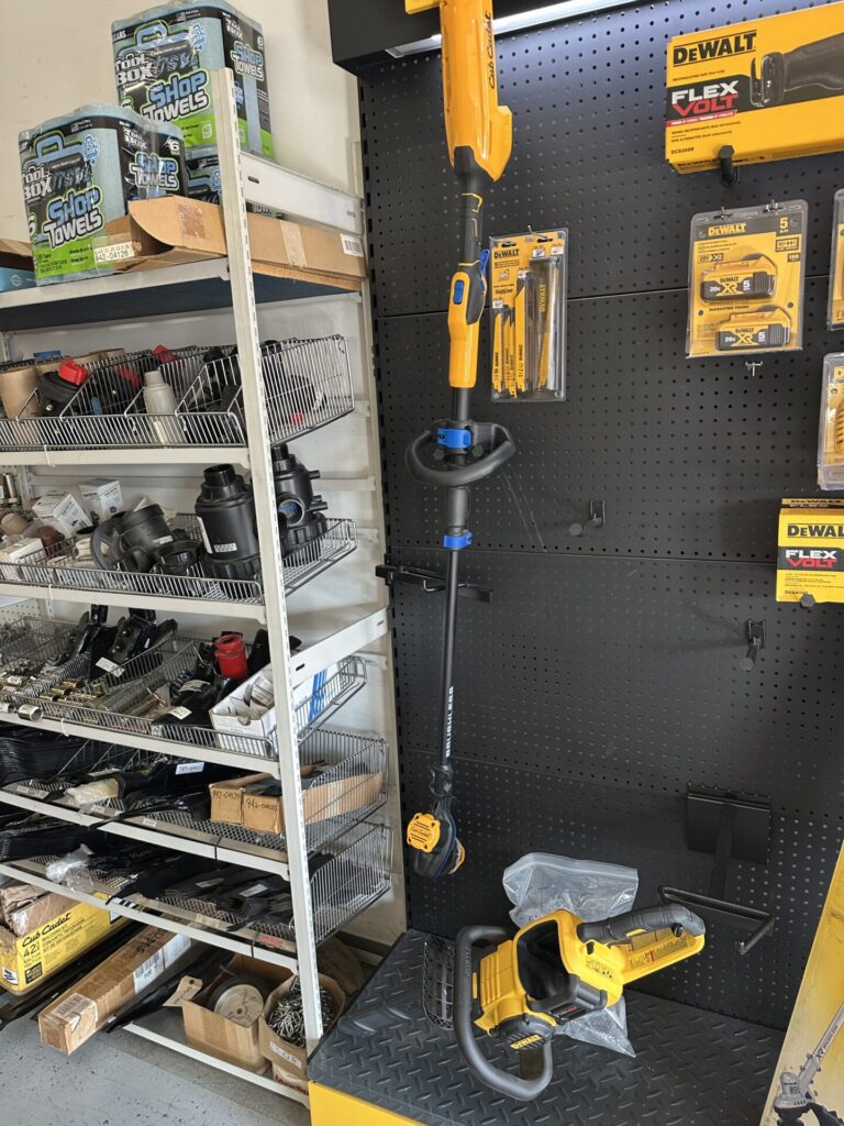 Cub Cadet ZTS1 Trimmer