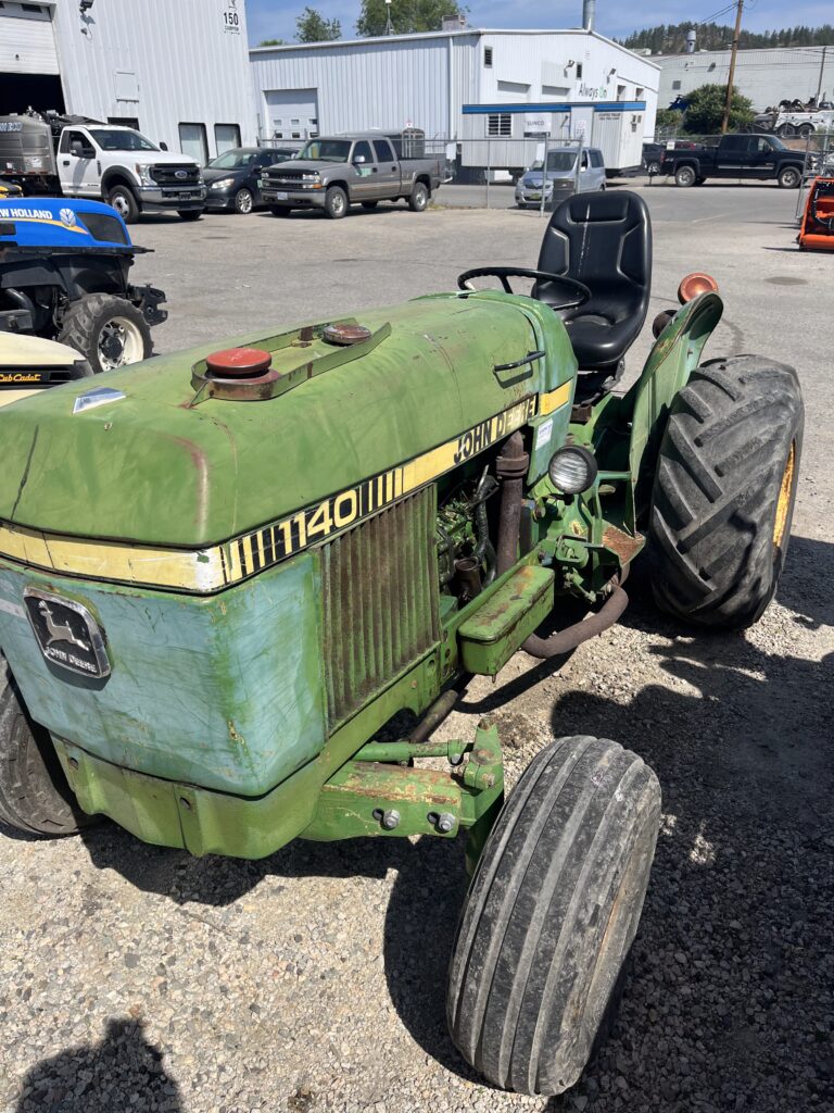 John Deere 1140