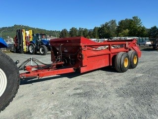 Left Side of New Holland Spreader