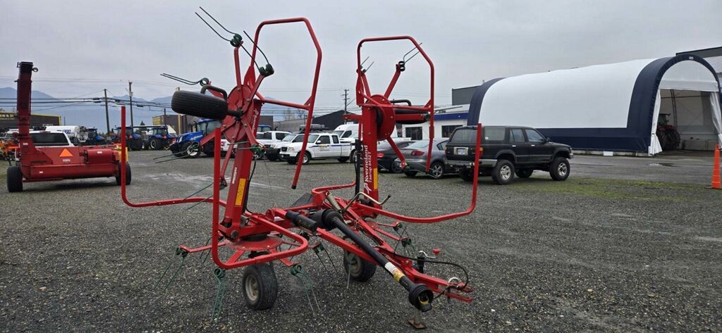 Front of Kvernland Tedder