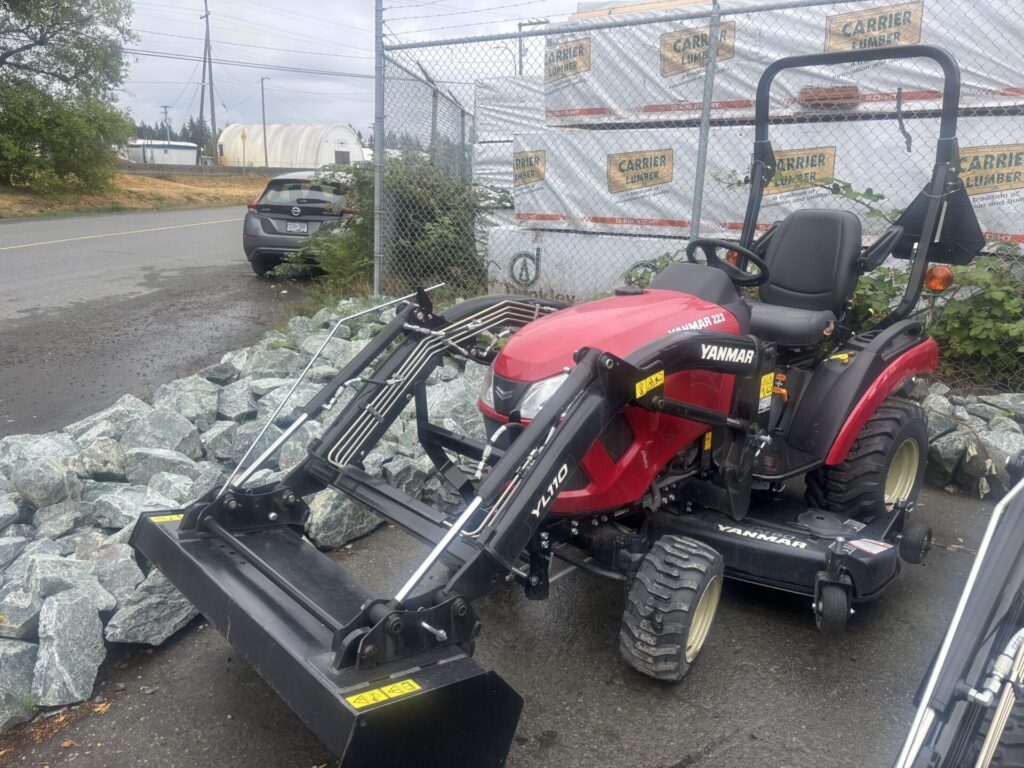 Right side of Yanmar 223