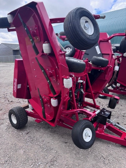 Front Left of Progressive Turf TD65
