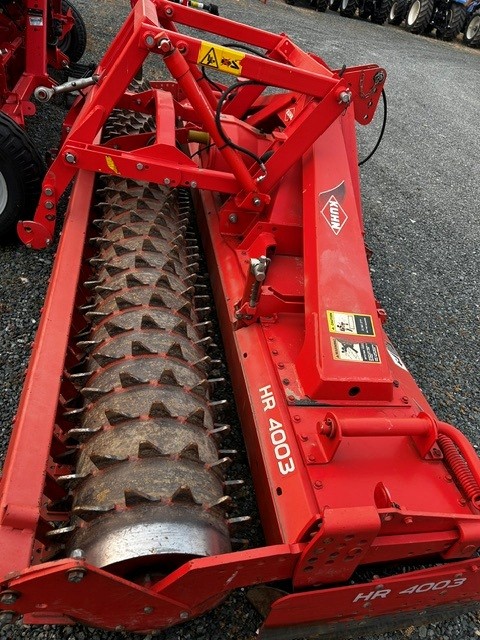 Side of Kuhn 4003